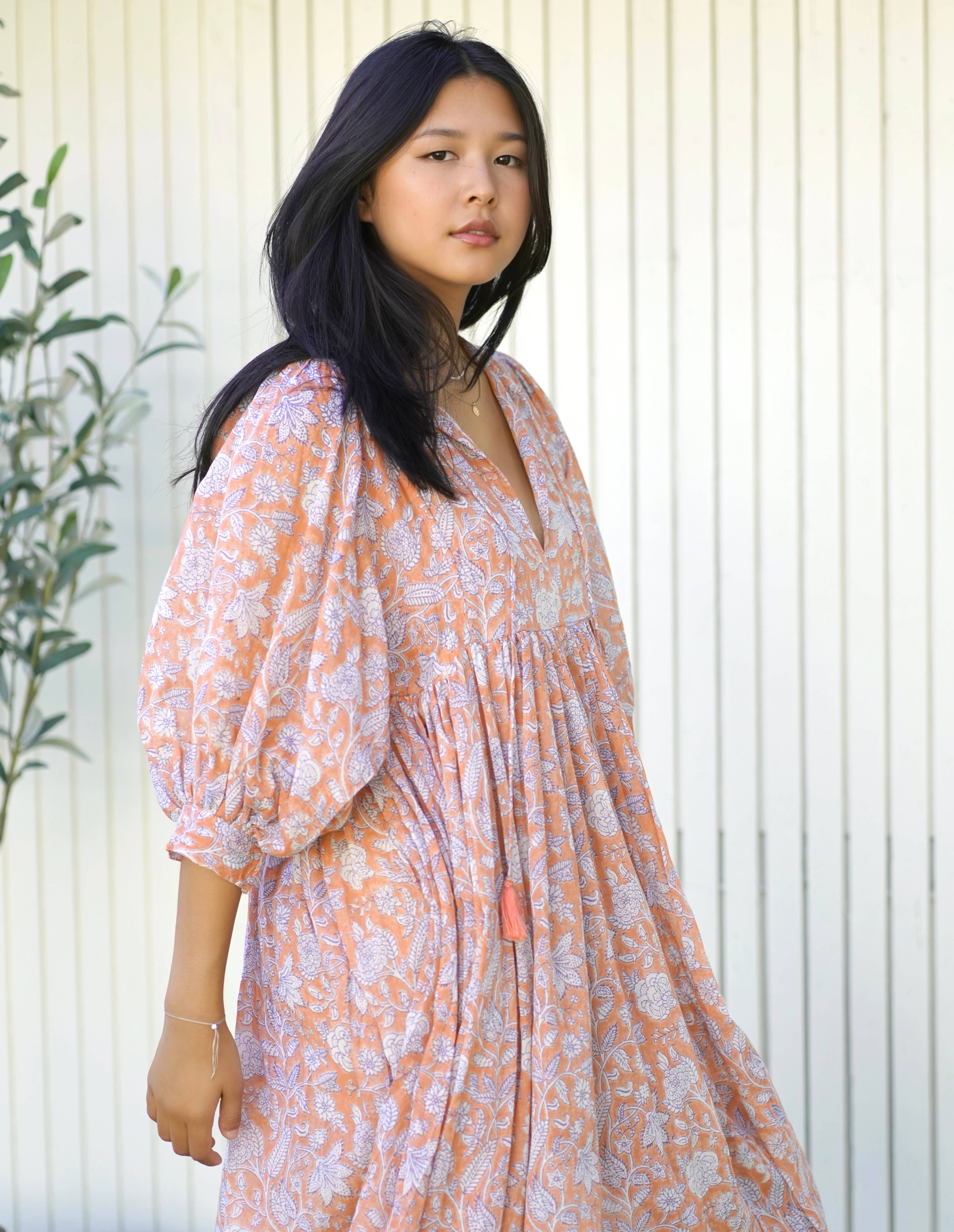 Mylah Midi Dress Block Printed Coral (Apricot)