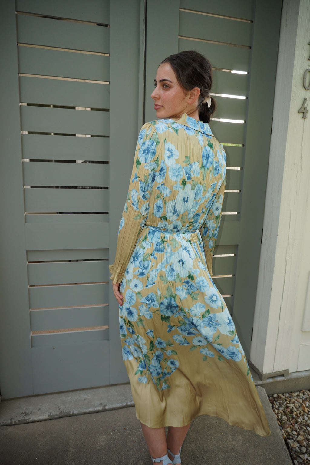 Floral Printed Button down Midi Dress
