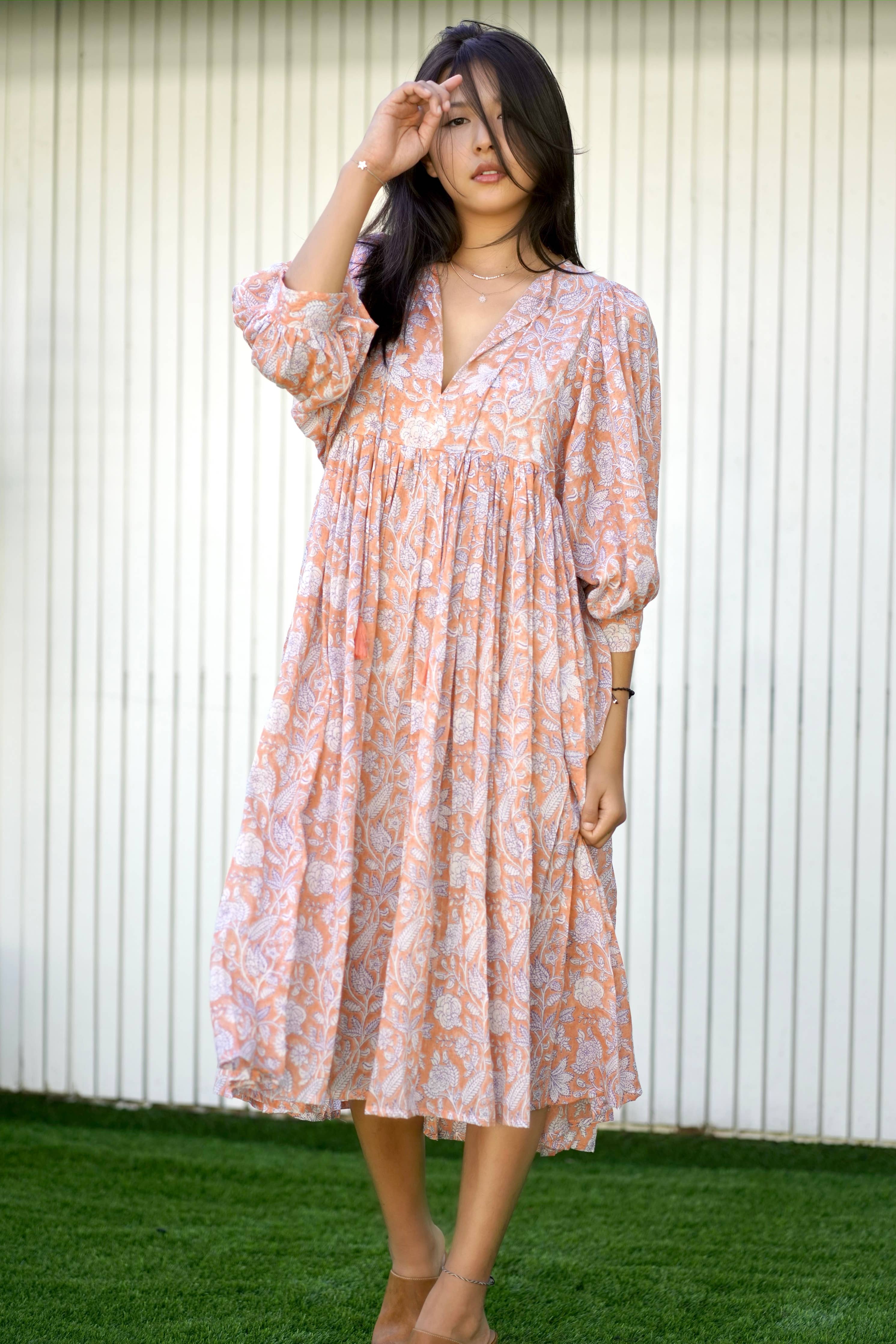 Mylah Midi Dress Block Printed Coral (Apricot)