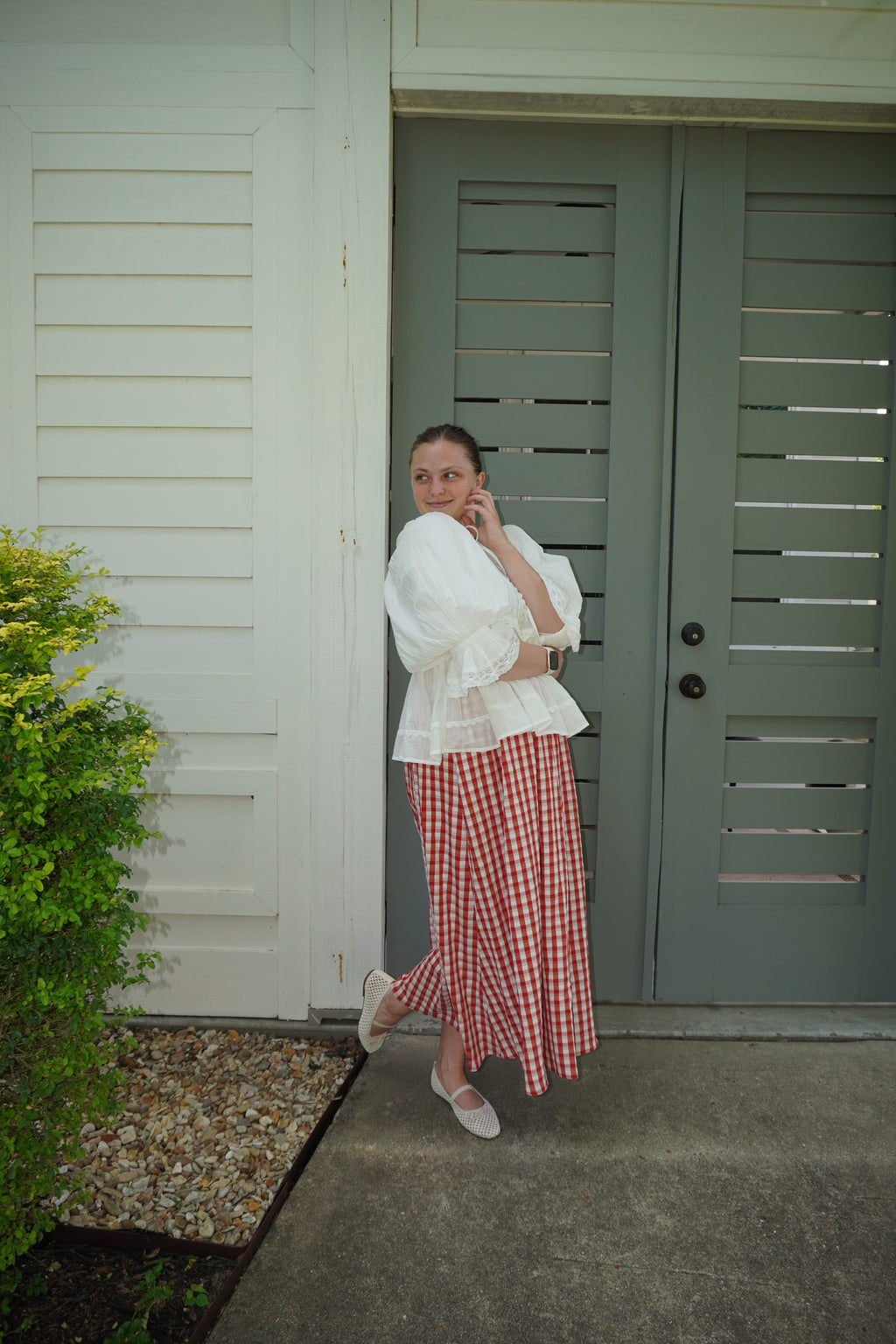GINGHAM CHECK PLEATED MIDI SKIRT